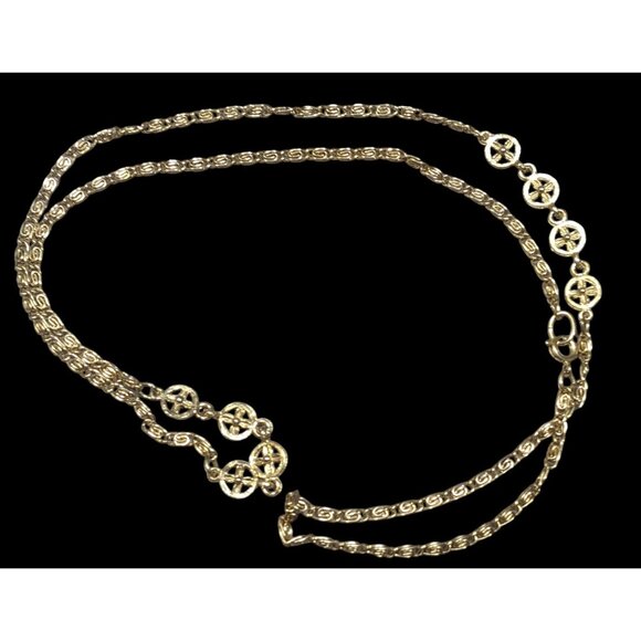 Classic Snail Chain Gold Tone With Floral Charm Accents - Picture 1 of 6